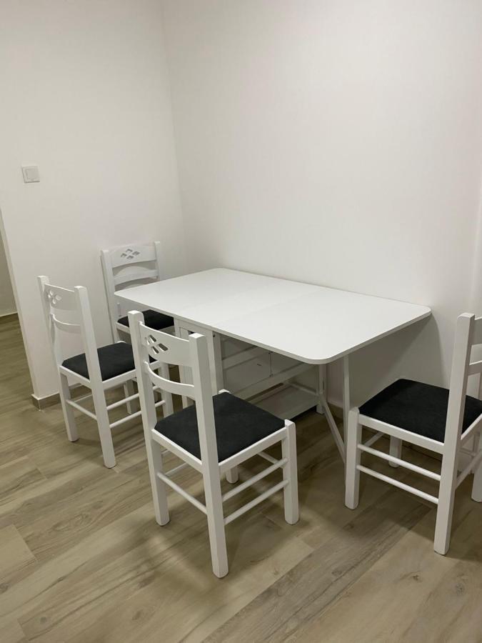 Apartman Oaza Nikšić Eksteriør billede